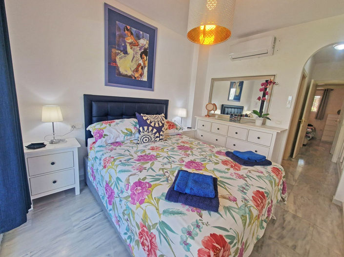 Image No.12-2 Bed Apartment for sale