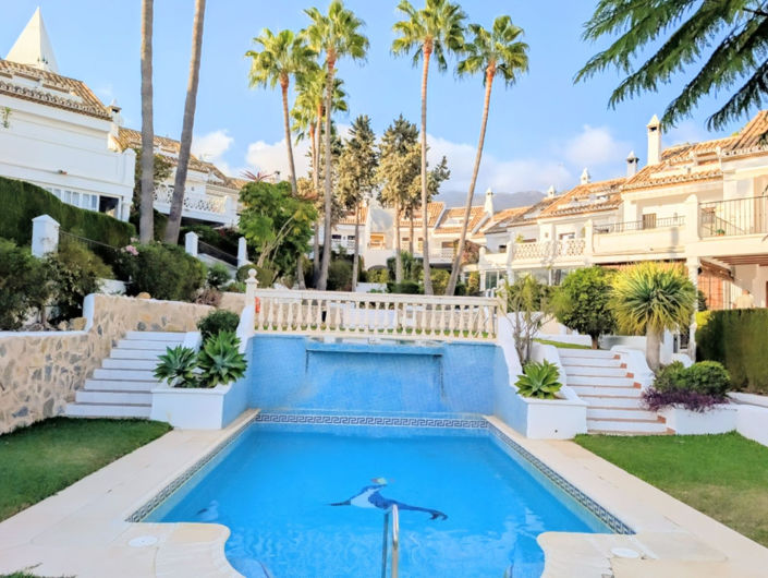 Image No.1-3 Bed Townhouse for sale