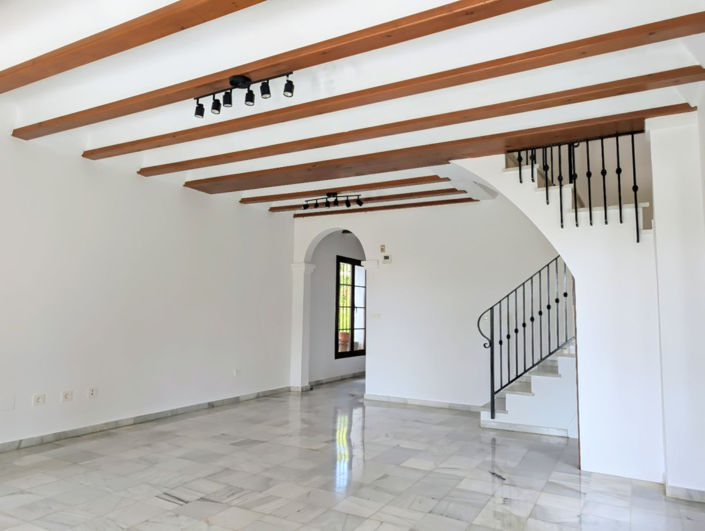 Image No.5-3 Bed Townhouse for sale