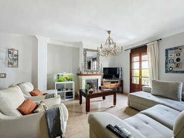 fx2a8iy5qbg2-5bd7b9d04b45e33852eaf0ec6670150d