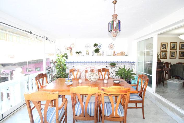 Image No.6-5 Bed Townhouse for sale