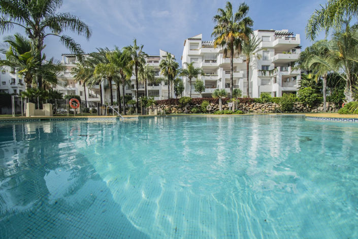 Image No.2-Appartement de 3 chambres à vendre à Estepona