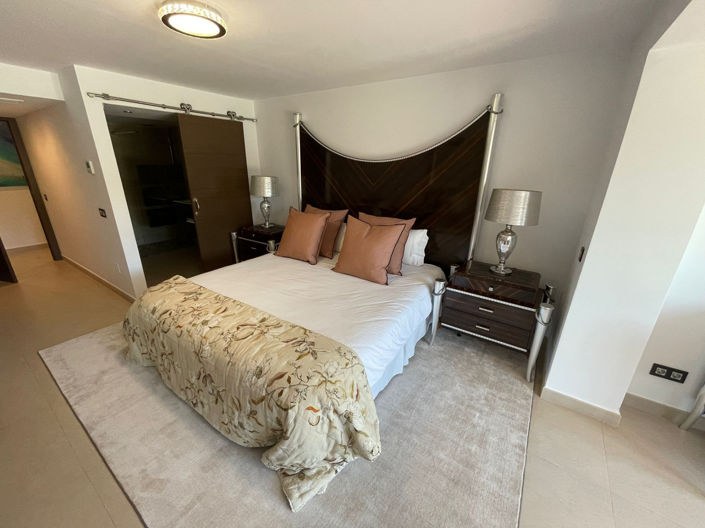 Image No.37-8 Bed Villa for sale