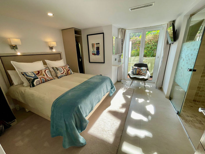 Image No.39-8 Bed Villa for sale