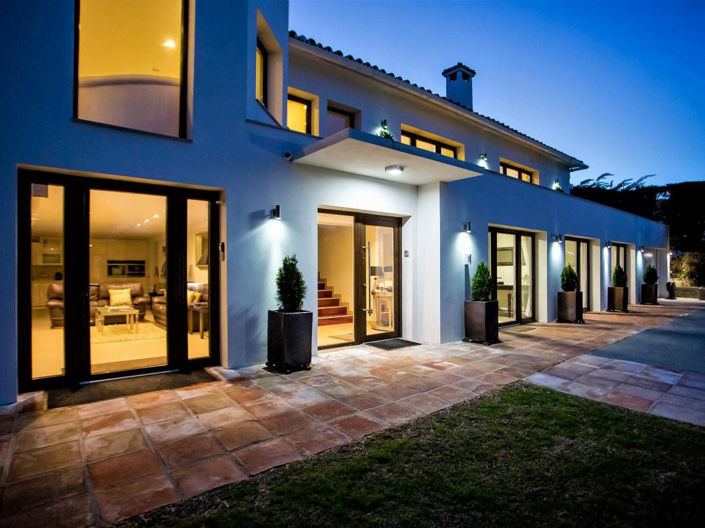 Image No.4-8 Bed Villa for sale