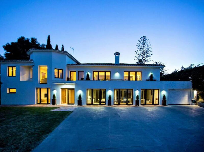 Image No.6-8 Bed Villa for sale