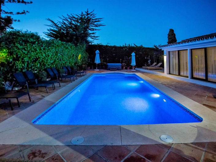 Image No.8-8 Bed Villa for sale