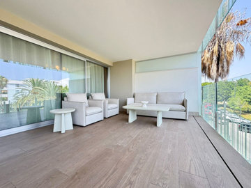 fhaao5d14xr7-aa4cc561180b369757c0bb4af9886cd3