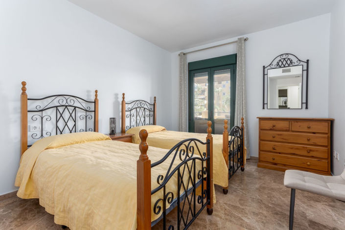 Image No.12-2 Bed Apartment for sale