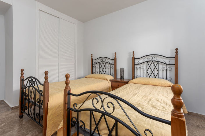 Image No.15-2 Bed Apartment for sale