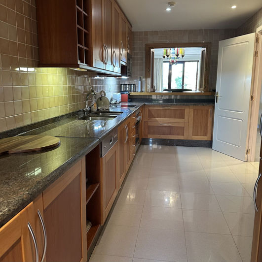 Image No.8-2 Bed Apartment for sale