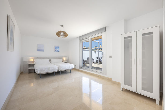 Image No.10-2 Bed Duplex for sale