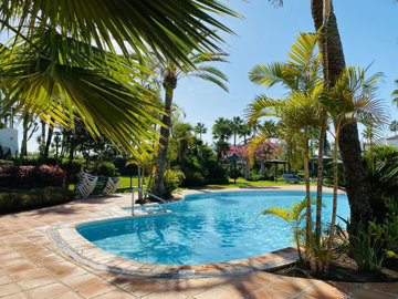 9nt562f4tdf14-d70dc3102c00d7be0e872dfe1c1f86d