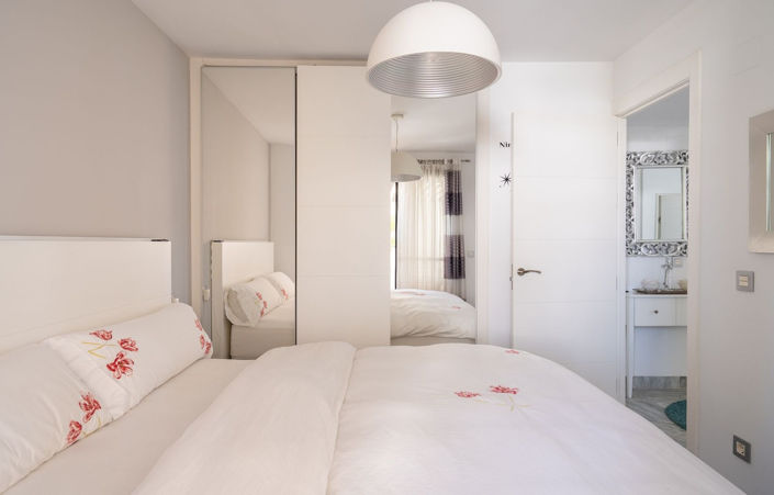 Image No.19-3 Bed Townhouse for sale