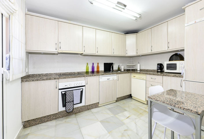 Image No.8-3 Bed Townhouse for sale