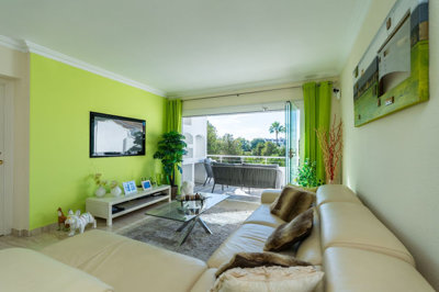 uxrvmhn6sqq23-79897b85162c6a486c7a4d1eb46924d