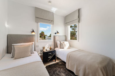 u1wq5cdx5v15-11d12f2f454f2f5e9b981fdd8b901d51