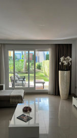 rjuh6ps07u94-c23c0f86247804fa50226aecd8b0b2c8