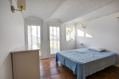 coe62rh8vil12-53013098fcab6c38b1379cd33298e05