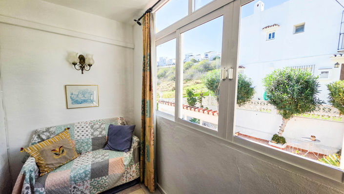 Image No.11-2 Bed Townhouse for sale