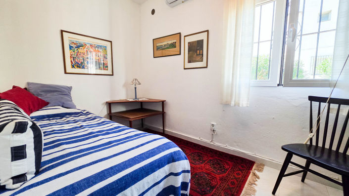 Image No.13-2 Bed Townhouse for sale