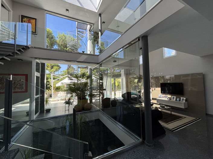 Image No.6-5 Bed Villa for sale