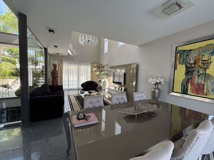 Image No.7-5 Bed Villa for sale