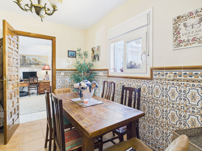 Image No.9-4 Bed Villa for sale