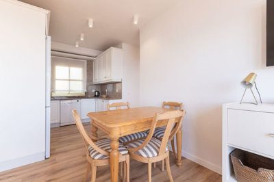 zkktdmobvjf10-bb915d1cb19341576dcdc994b81ab9c