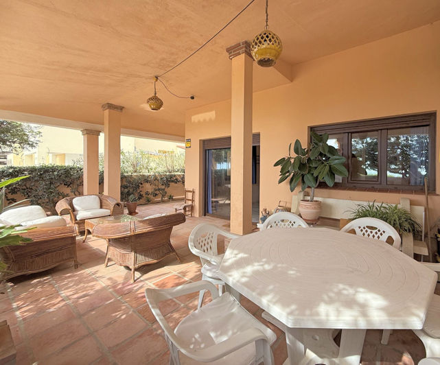 Image No.6-Maison de ville de 4 chambres à vendre à Casares