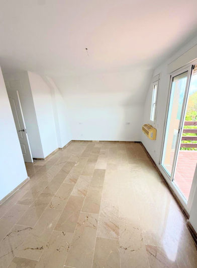 Image No.7-3 Bed Penthouse for sale