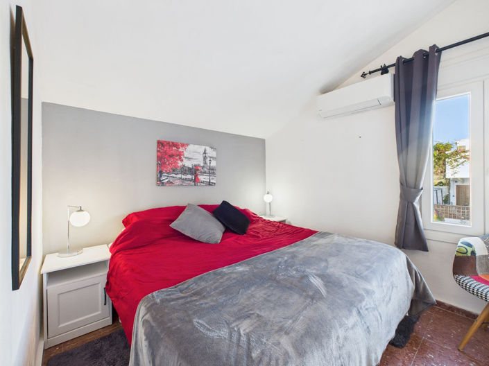 Image No.12-3 Bed Villa for sale