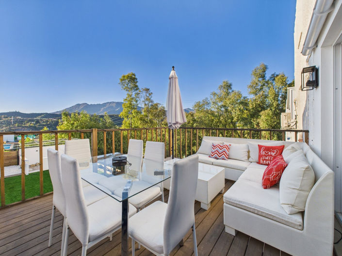 Image No.2-3 Bed Villa for sale