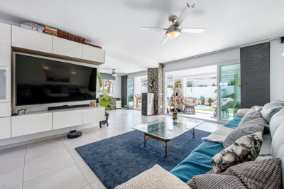 6eznqdopyki10-bb915d1cb19341576dcdc994b81ab9c