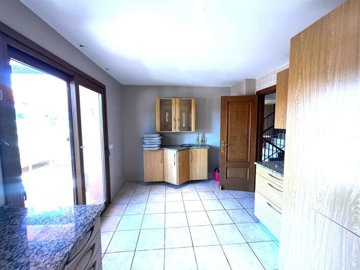 kwzsyglxfw4-c23c0f86247804fa50226aecd8b0b2c8