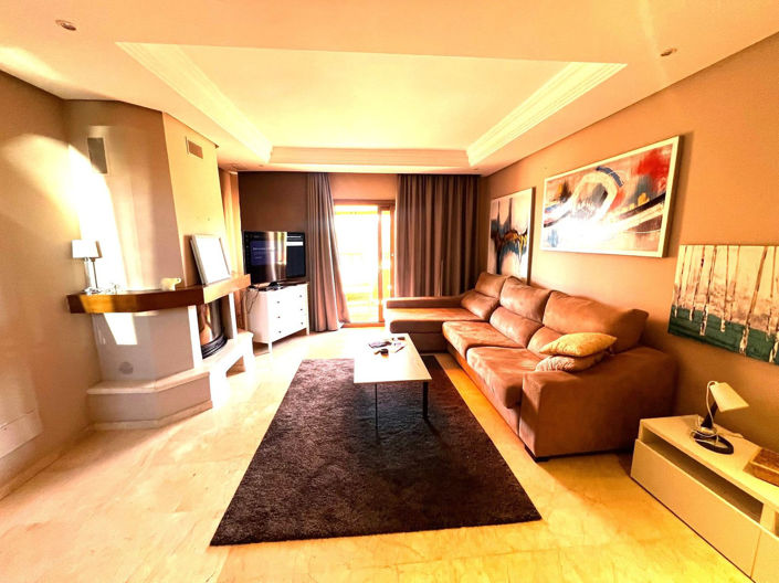 Image No.8-5 Bed Townhouse for sale