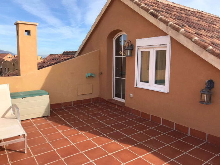 Image No.2-5 Bed Townhouse for sale