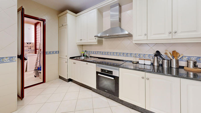 Image No.9-3 Bed Apartment for sale