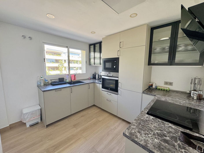 Image No.10-Appartement de 3 chambres à vendre à Elviria