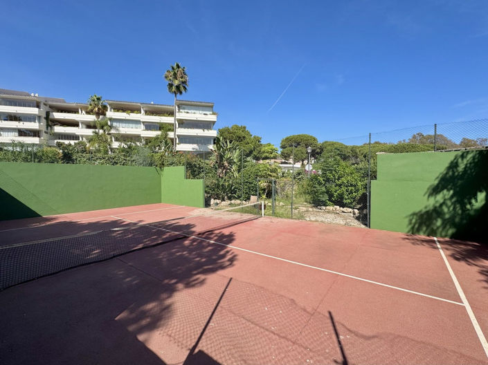 Image No.2-Appartement de 3 chambres à vendre à Elviria