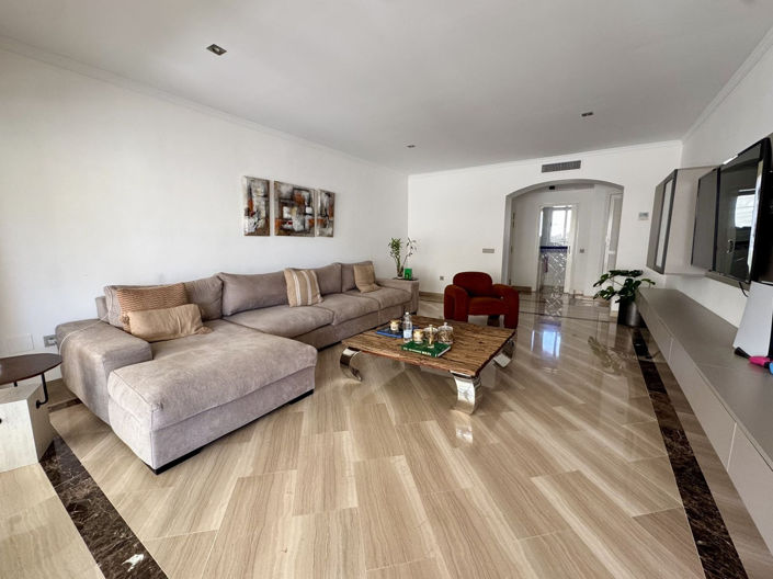 Image No.8-Appartement de 3 chambres à vendre à Elviria