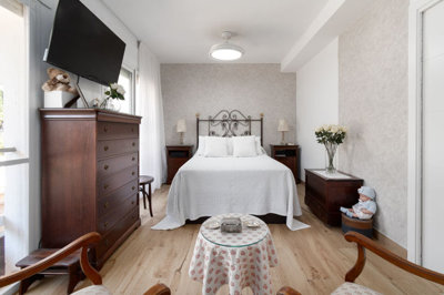 ypv08tb61xo18-cc72f169493c096e712837ff5d8b6e4