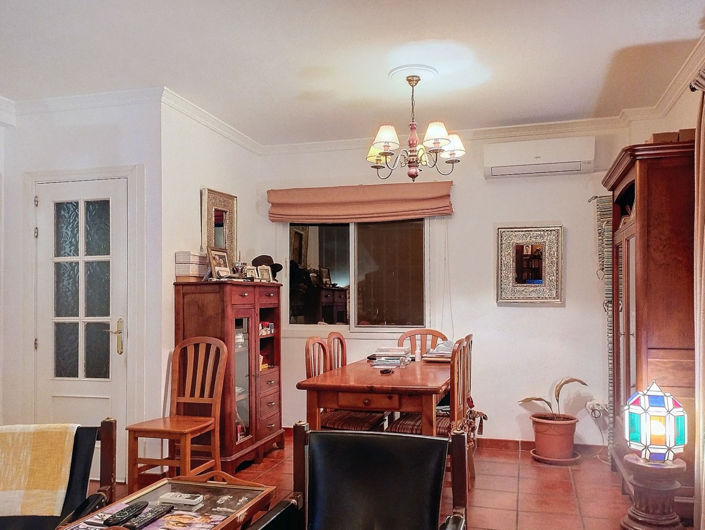 Image No.9-5 Bed Townhouse for sale