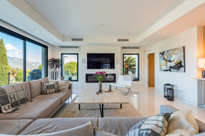 jy3pncupaj8-e64a9055bba3e77ac8aca3b893cdf826