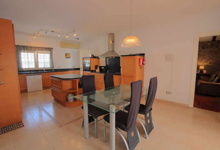 Image No.10-7 Bed Villa for sale