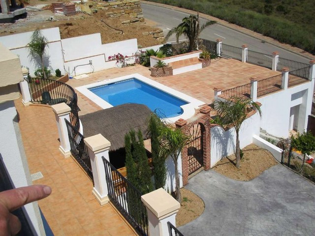 Image No.3-7 Bed Villa for sale