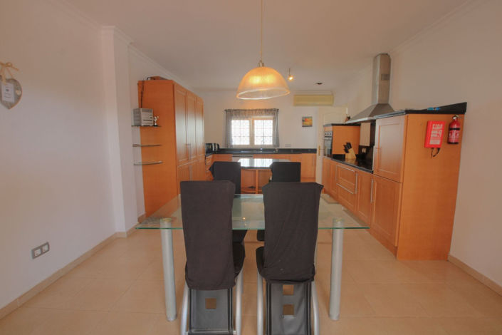 Image No.9-7 Bed Villa for sale