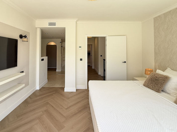 Image No.22-3 Bed Villa for sale