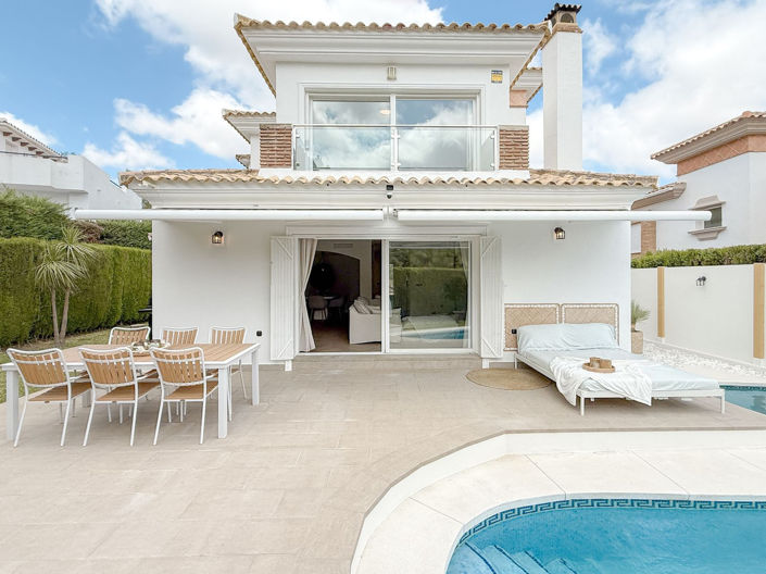 Image No.3-3 Bed Villa for sale