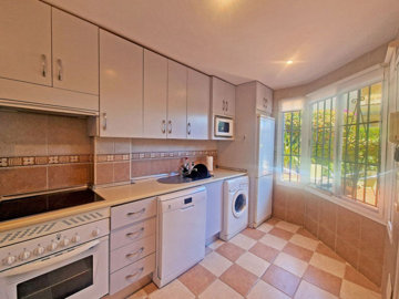 eqags69dbt810-bb915d1cb19341576dcdc994b81ab9c